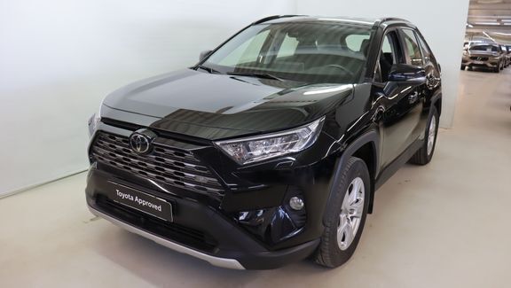 Musta Käytetty 2019 Toyota RAV4 Multidrive S Katumaasturi | 27 500 € (Perustarjous) - Kuva 1/4