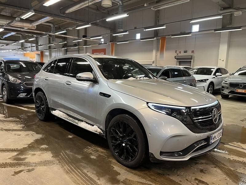 Käytetty Mercedes EQC400 AMG 300 kW (408 HP) 2021 Katumaasturi