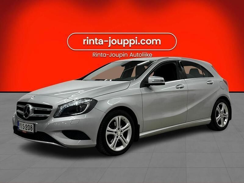 Käytetty 2015 Mercedes A180 Business Viistoperä | 14 400 € (Perustarjous) - Kuva 1/3