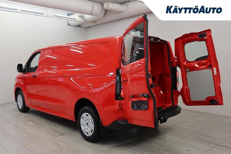 Käytetty Ford Transit Custom Trend 136 HP (100 kW) 2024 Race red Van
