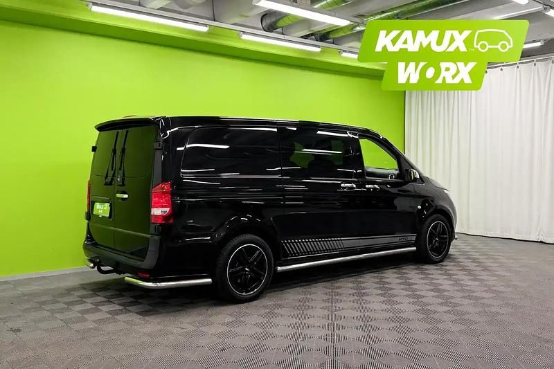 Käytetty Mercedes Vito 136 HP (100 kW) 2017 Musta Van