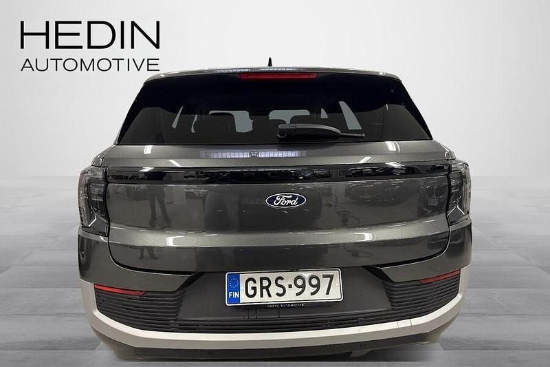 Käytetty Ford Explorer Extended Range 250 kW (340 HP) 2025 Harmaa Katumaasturi