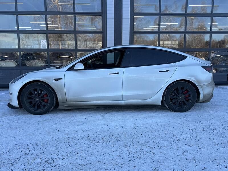 Käytetty Tesla Model 3 Performance 339 kW (462 HP) 2020 Sedan