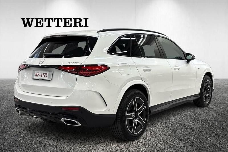 Käytetty Mercedes GLC300e Advanced Plus 360 HP (264 kW) 2025 Katumaasturi