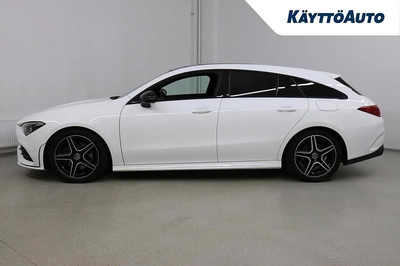 Käytetty Mercedes CLA200 Shooting Brake Business 163 HP (119 kW) 2020 Val Farmari