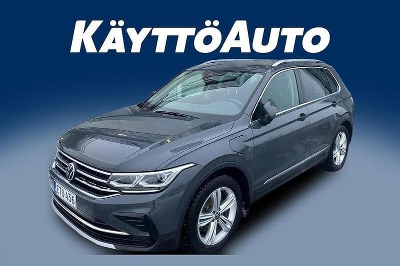 Käytetty VW Tiguan Business 245 HP (180 kW) 2021 Harmaa Katumaasturi