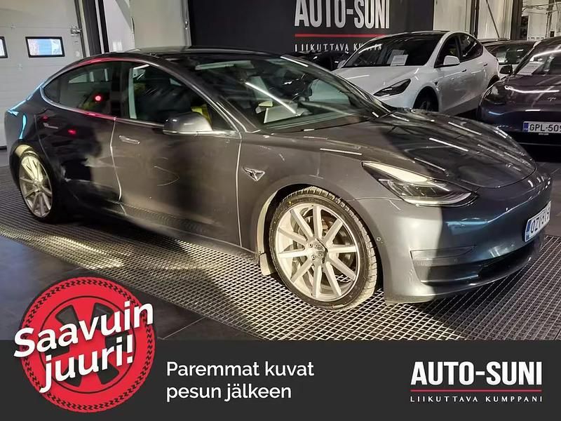 Käytetty 2019 Tesla Model 3 Sedan | 20 900 € (Perustarjous) - Kuva 1/4