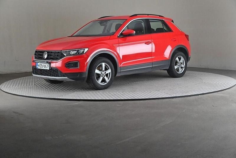Käytetty 2021 VW T-Roc Business Katumaasturi | 17 600 € (Hyvä tarjous) - Kuva 1/4