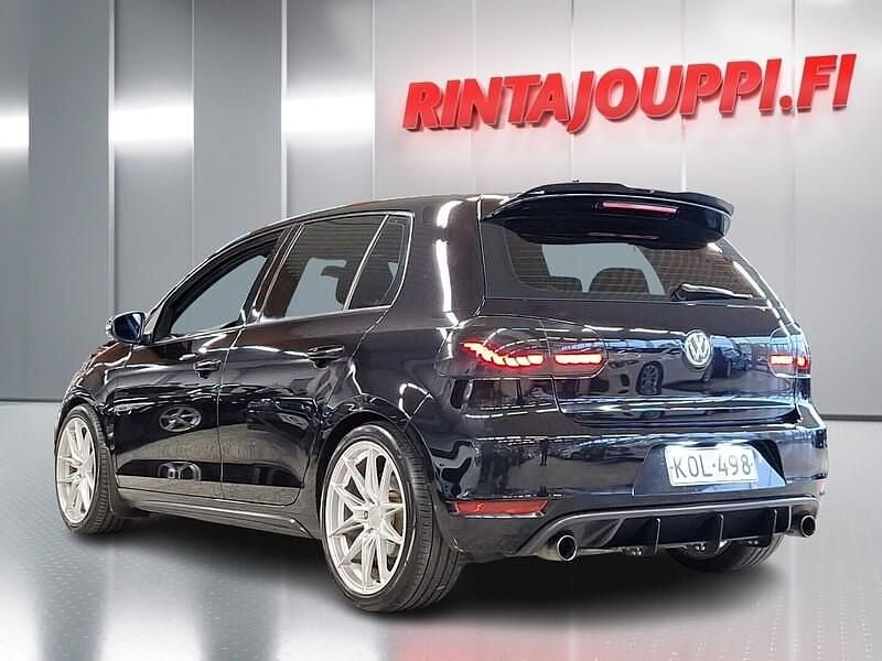 Käytetty VW Golf VII GTI 200 HP (147 kW) 2013 Musta Viistoperä