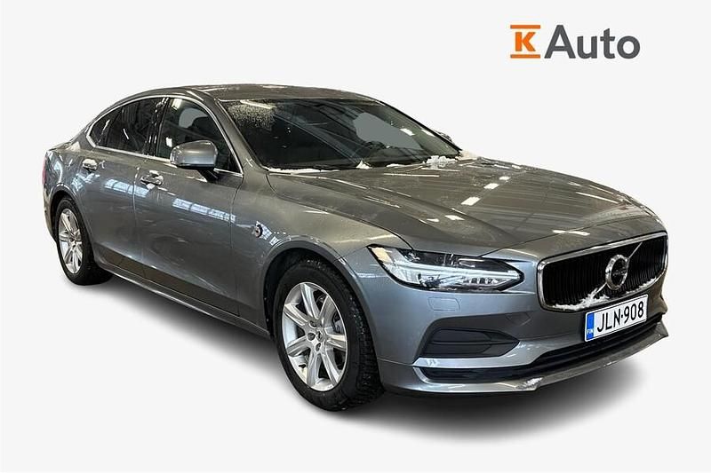 Käytetty Volvo S90 Momentum 150 HP (110 kW) 2020 Harmaa Sedan