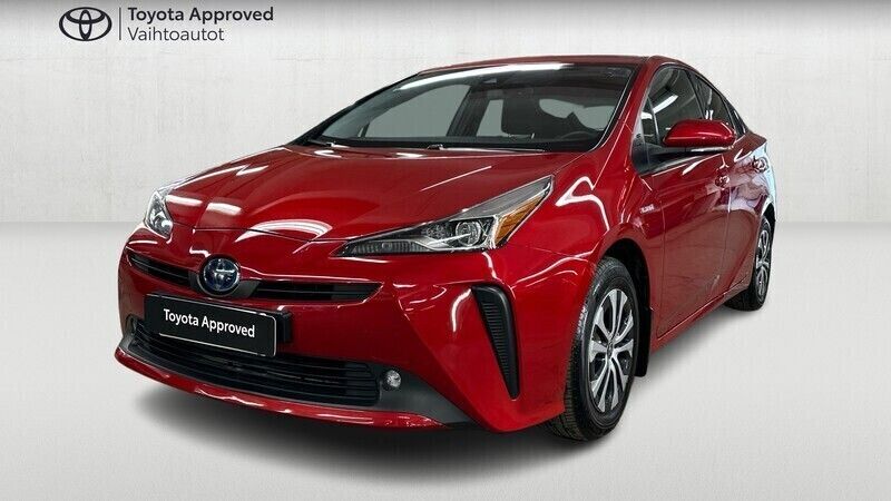 Punainen Käytetty 2020 Toyota Prius Active Viistoperä | 24 990 € - Kuva 1/4