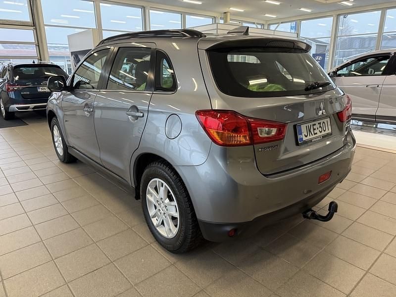 Käytetty Mitsubishi ASX Invite 150 HP (110 kW) 2017 Harmaa Katumaasturi