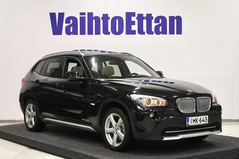 Käytetty BMW X1 204 HP (150 kW) 2011 Musta Katumaasturi