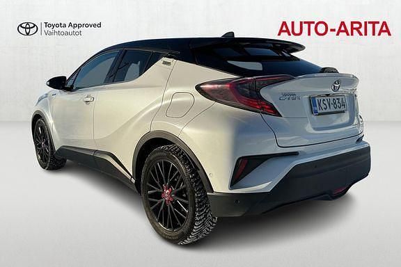 Käytetty Toyota C-HR Style 121 HP (88 kW) 2017 Valkoinen Katumaasturi