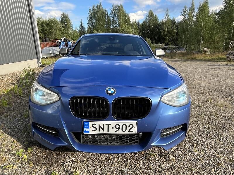 Käytetty BMW M135 Shadowline 320 HP (235 kW) 2013 Viistoperä