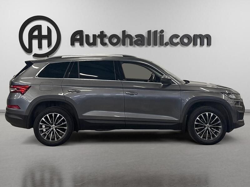 Käytetty Skoda Kodiaq Ambition 150 HP (110 kW) 2022 Katumaasturi