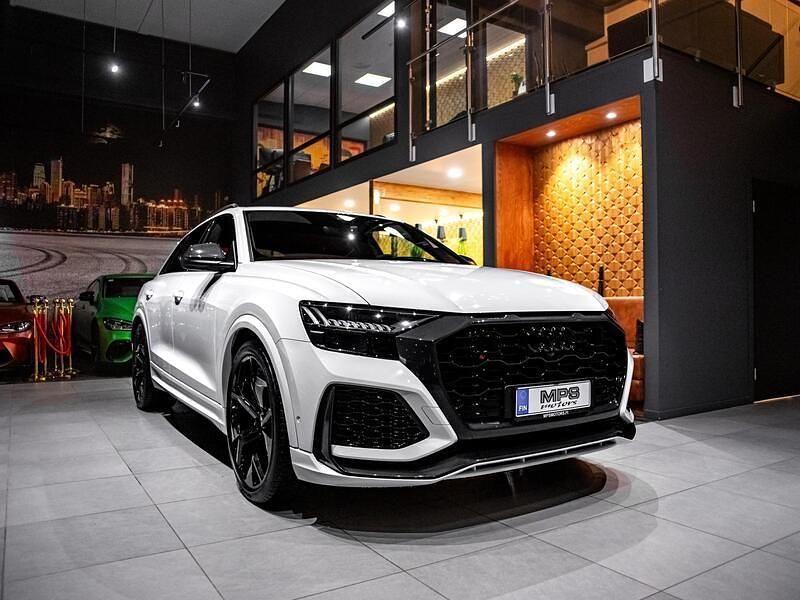 Käytetty Audi RS Q8 2020 Valkoinen Katumaasturi