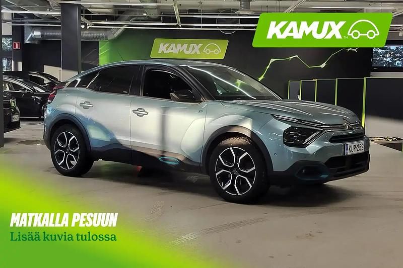 Käytetty Citroën e-C4 Feel 100 kW (136 HP) 2021 Hopea / harmaa Sedan