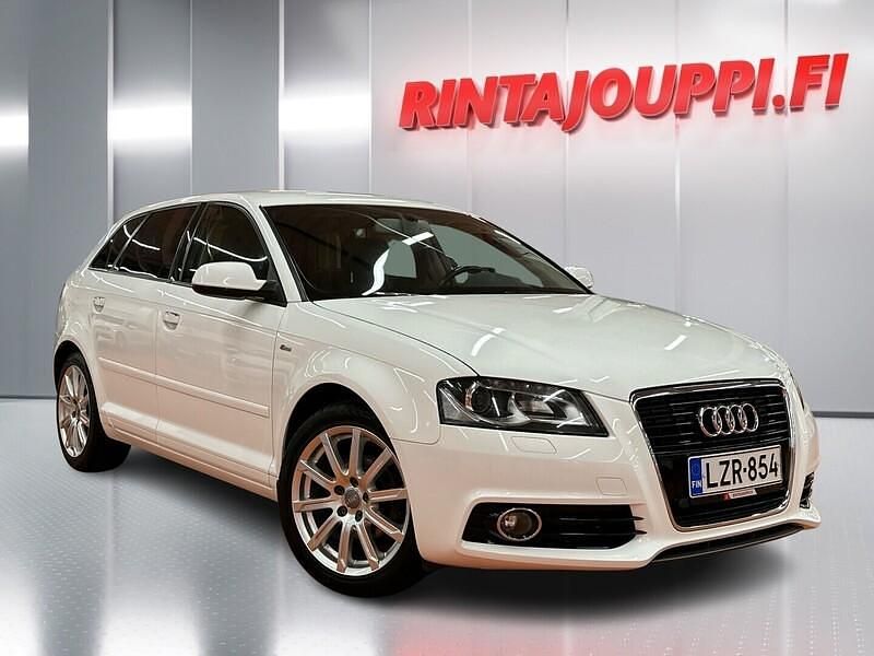 Käytetty 2011 Audi A3 Sportback Attraction Viistoperä | 9 290 € (Perustarjous) - Kuva 1/3