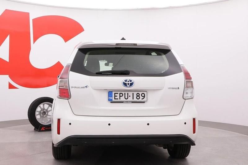 Käytetty Toyota Prius+ Business Edition 122 HP (89 kW) 2019 Valkoinen Tila-auto