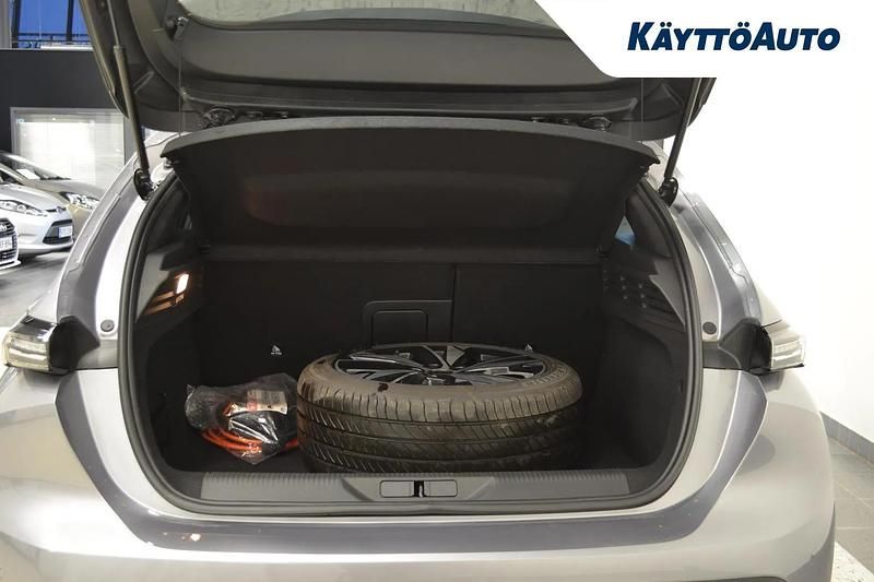 Käytetty Peugeot 308 Active 180 HP (132 kW) 2023 Harmaa Viistoperä