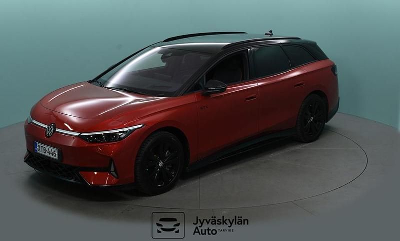Punainen Käytetty 2025 VW ID.7 GTX Farmari | 56 900 € (Hyvä tarjous) - Kuva 1/4