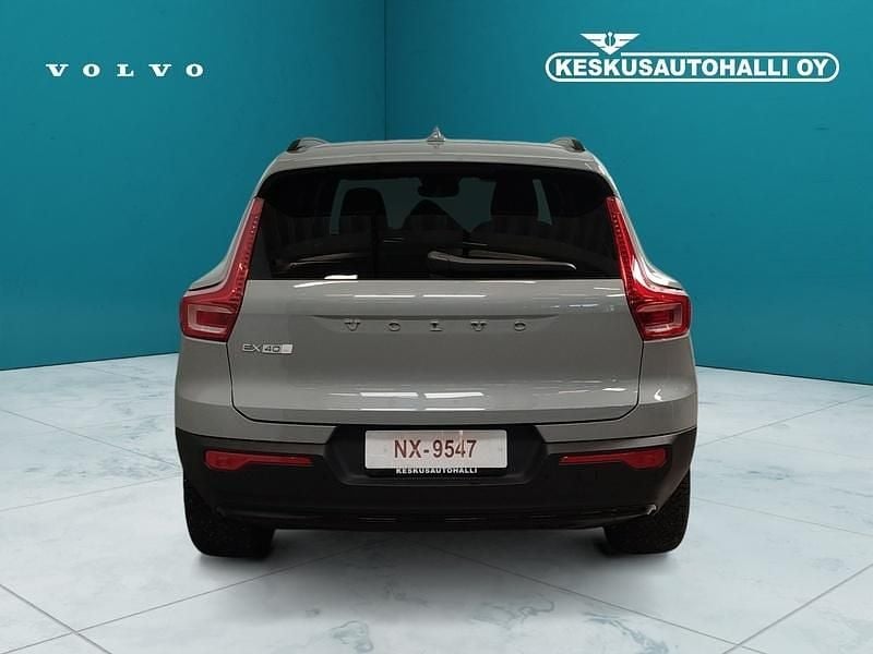 Käytetty Volvo EX40 Plus 300 kW (408 HP) 2025 Harmaa Katumaasturi