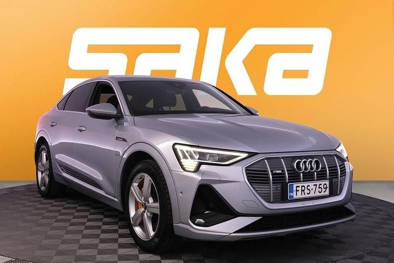 Käytetty Audi e-tron Sportback S-Line 300 kW (408 HP) 2022 Katumaasturi
