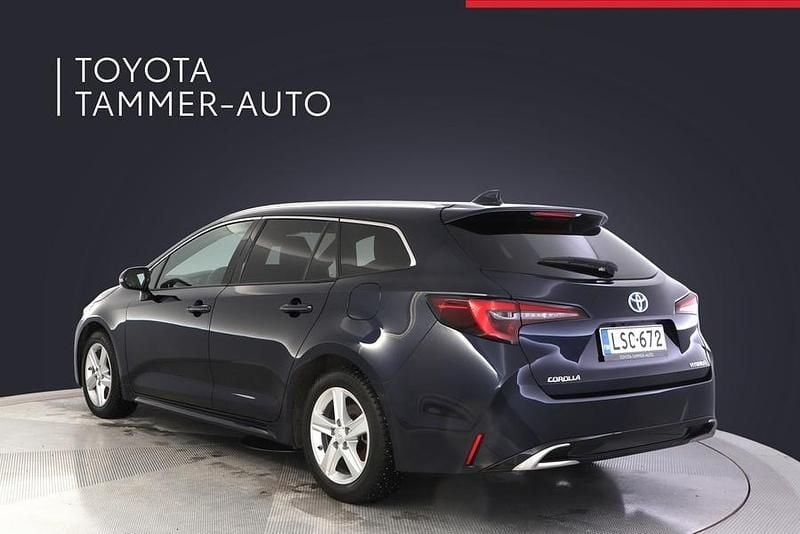 Käytetty Toyota Corolla Edition 140 HP (102 kW) 2023 Hopea Farmari