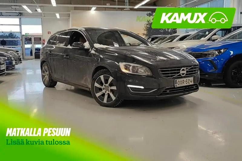 Käytetty Volvo V60 Summum 215 HP (158 kW) 2013 Hopea / harmaa Farmari