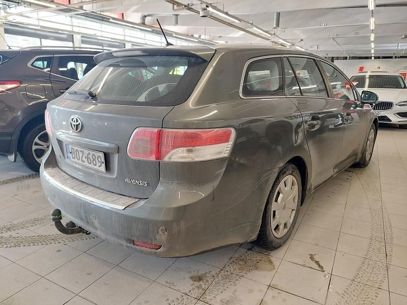 Käytetty Toyota Avensis Sol 147 HP (108 kW) 2009 Farmari