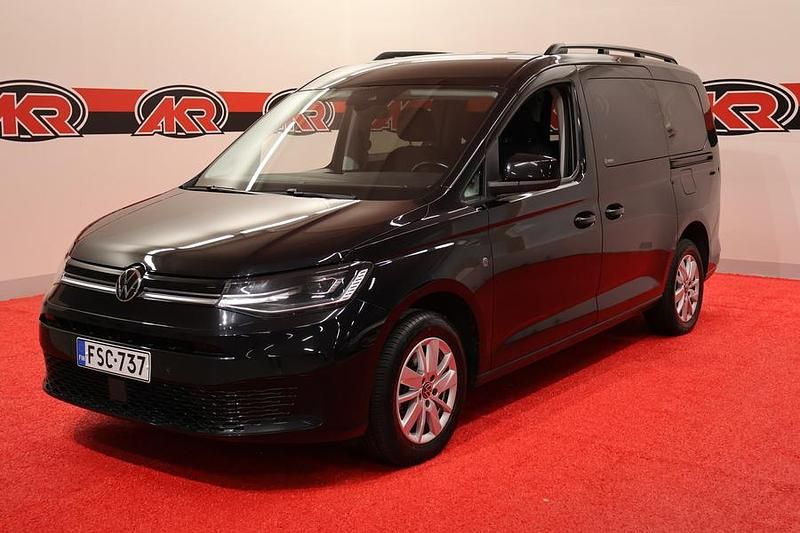 Käytetty VW Caddy Life 122 HP (89 kW) 2024 Musta Tila-auto