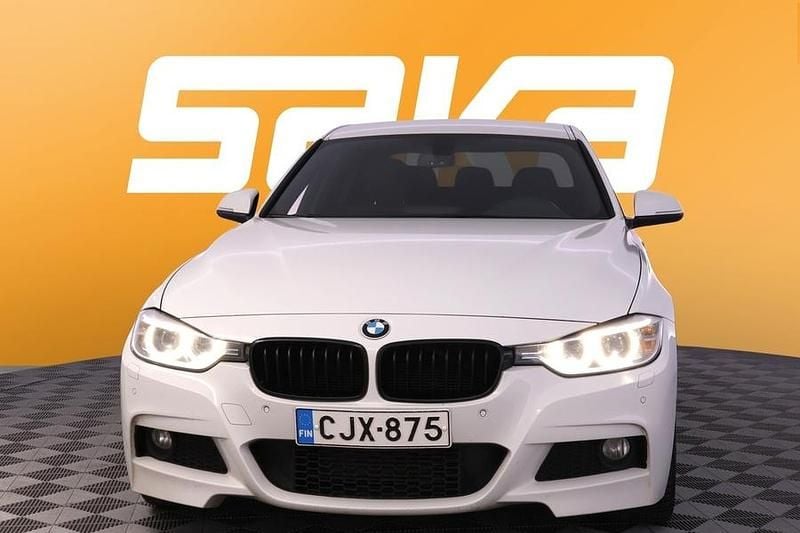 Käytetty BMW 320 Shadowline 184 HP (135 kW) 2013 Sedan