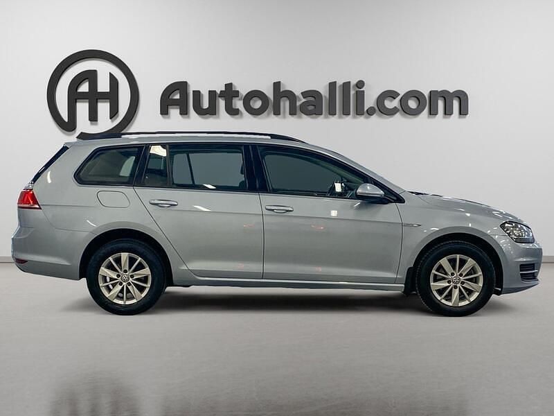 Käytetty VW Golf VII Comfortline 110 HP (80 kW) 2014 Farmari
