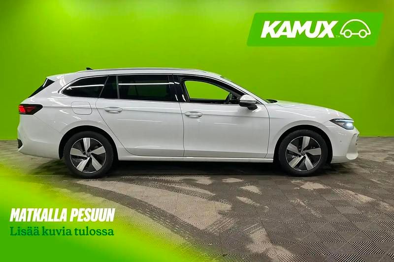 Käytetty VW Passat Business 150 HP (110 kW) 2025 Valkoinen Farmari