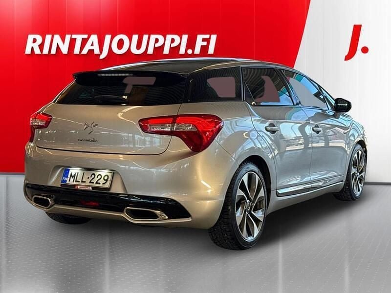 Käytetty Citroën DS5 Sport Chic 163 HP (119 kW) 2013 Hopea Viistoperä