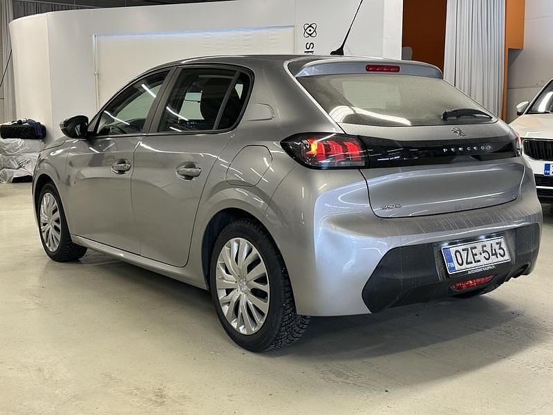 Käytetty Peugeot 208 Active 75 HP (55 kW) 2021 Viistoperä