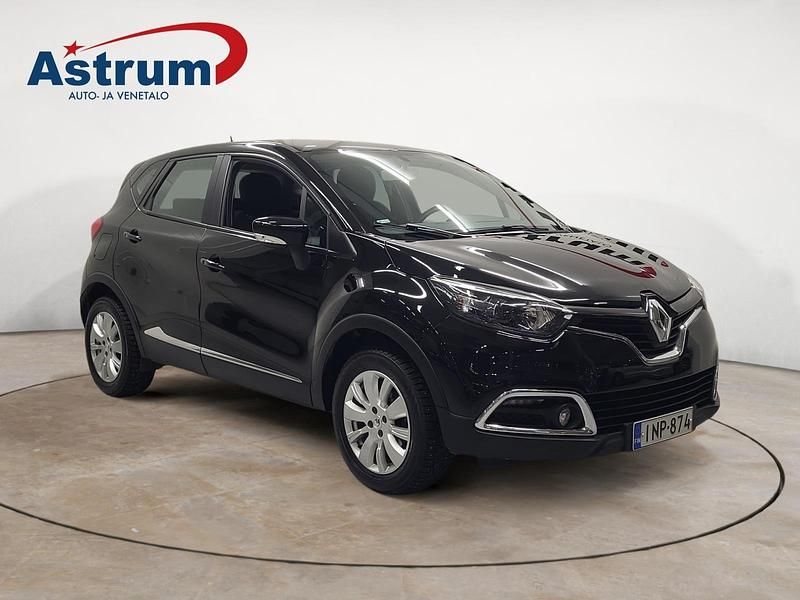 Käytetty Renault Captur 90 HP (66 kW) 2016 Musta Katumaasturi
