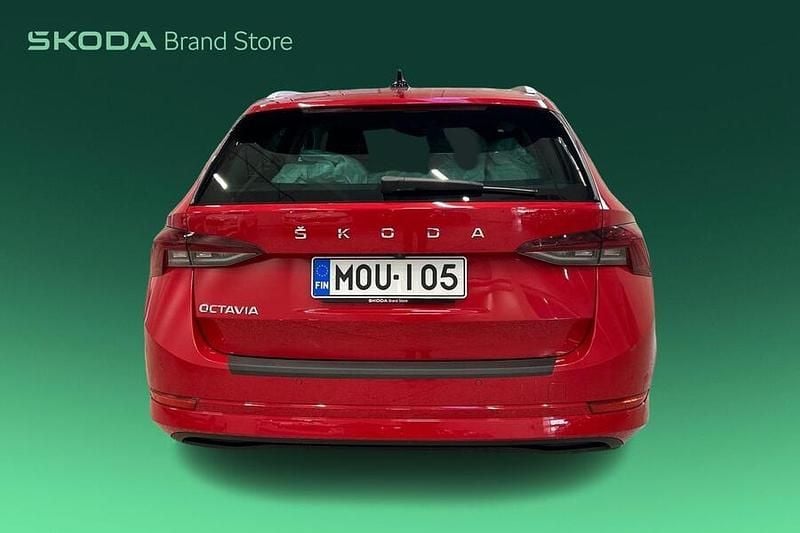 Käytetty Skoda Octavia Style 150 HP (110 kW) 2022 Farmari