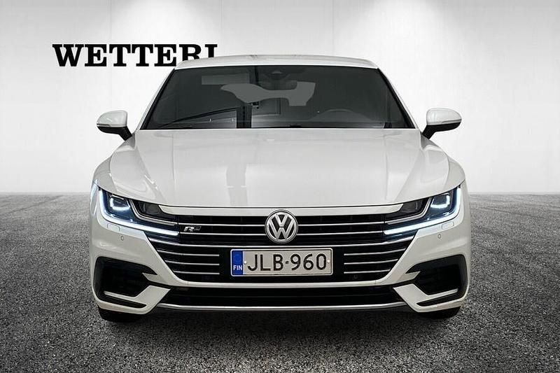 Käytetty VW Arteon Edition 190 HP (139 kW) 2018 Valkoinen Viistoperä
