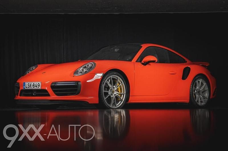 Käytetty Porsche 911 Turbo S 2016 Coupe - kaksiovinen