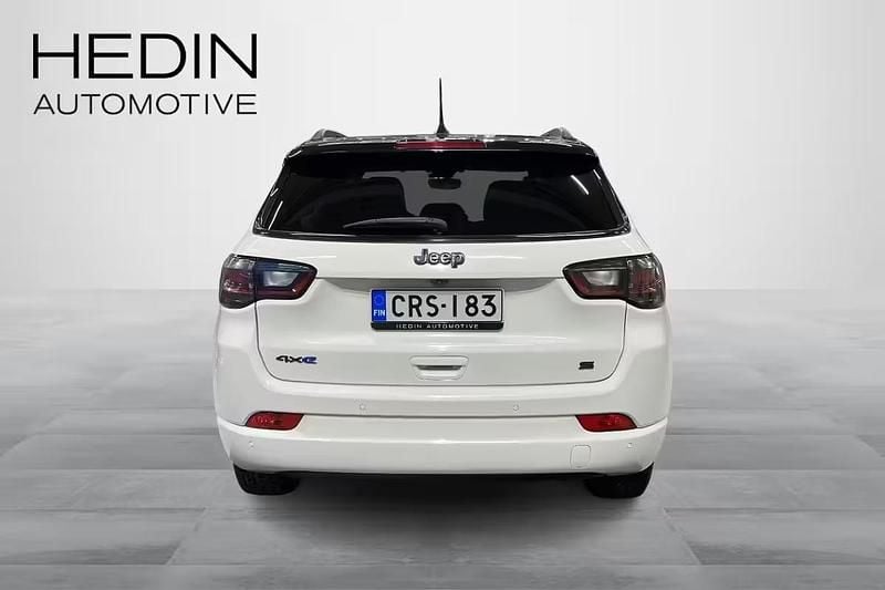 Käytetty Jeep Compass 180 HP (132 kW) 2022 Valkoinen Katumaasturi