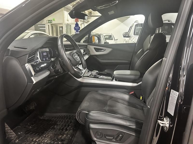 Käytetty Audi Q7 Business 340 HP (250 kW) 2021 Katumaasturi