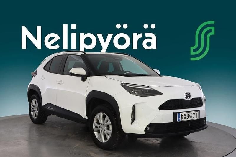 Käytetty Toyota Yaris Cross Plus 116 HP (85 kW) 2025 Katumaasturi