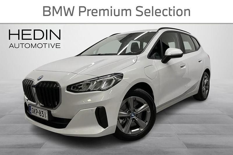 Valkoinen Käytetty 2024 BMW 230 Farmari | 36 800 € (Perustarjous) - Kuva 1/4