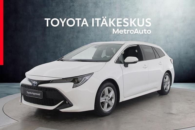 Käytetty Toyota Corolla Edition 122 HP (89 kW) 2023 Valkoinen Farmari