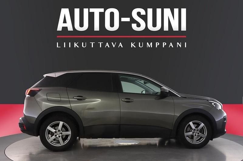 Käytetty Peugeot 3008 Active 131 HP (96 kW) 2017 Vihreä Katumaasturi