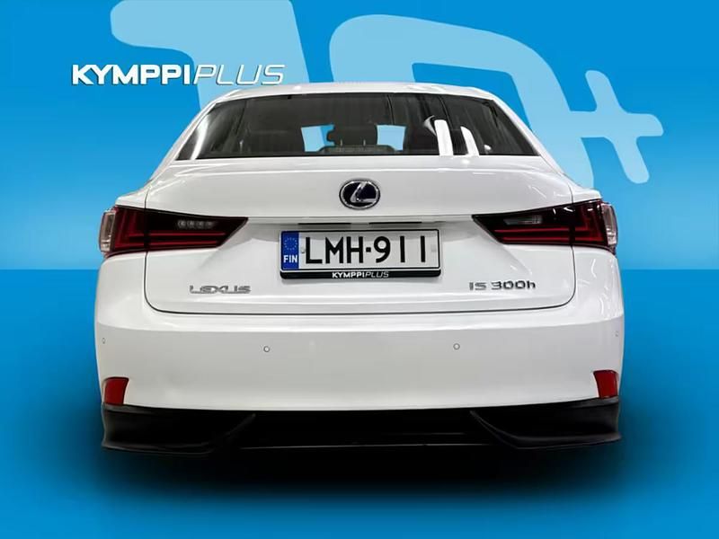 Käytetty Lexus IS300h Executive Line 181 HP (133 kW) 2014 Harmaa Sedan