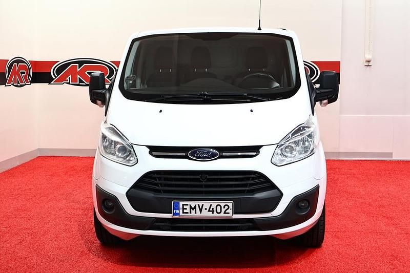 Käytetty Ford Transit Custom 125 HP (91 kW) 2013 Van