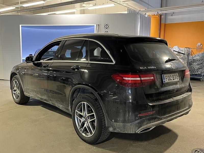 Käytetty Mercedes GLC350 Business 211 HP (155 kW) 2018 Katumaasturi